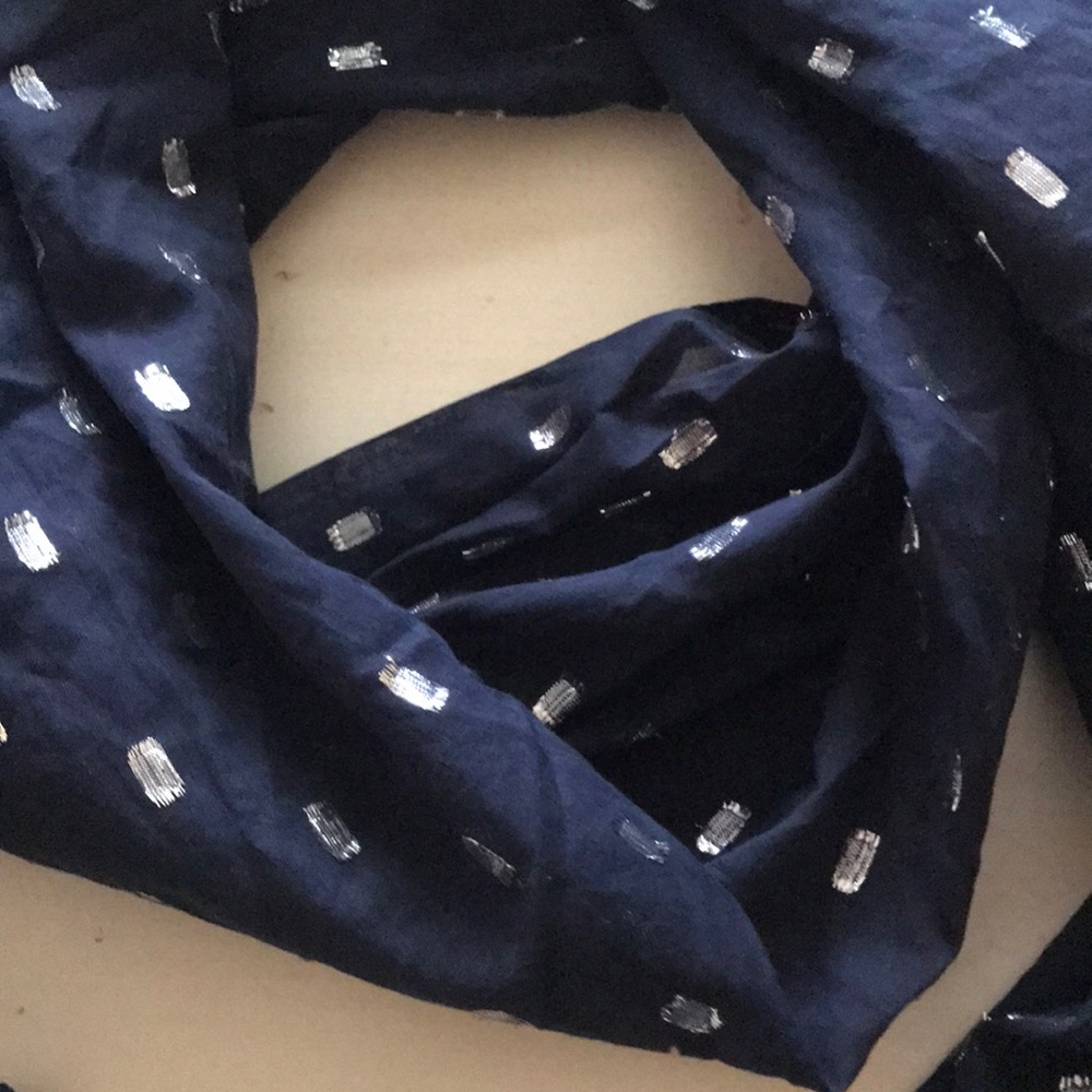 Jcrew Metallic dot scarf OS Navy - Picture 4 of 8